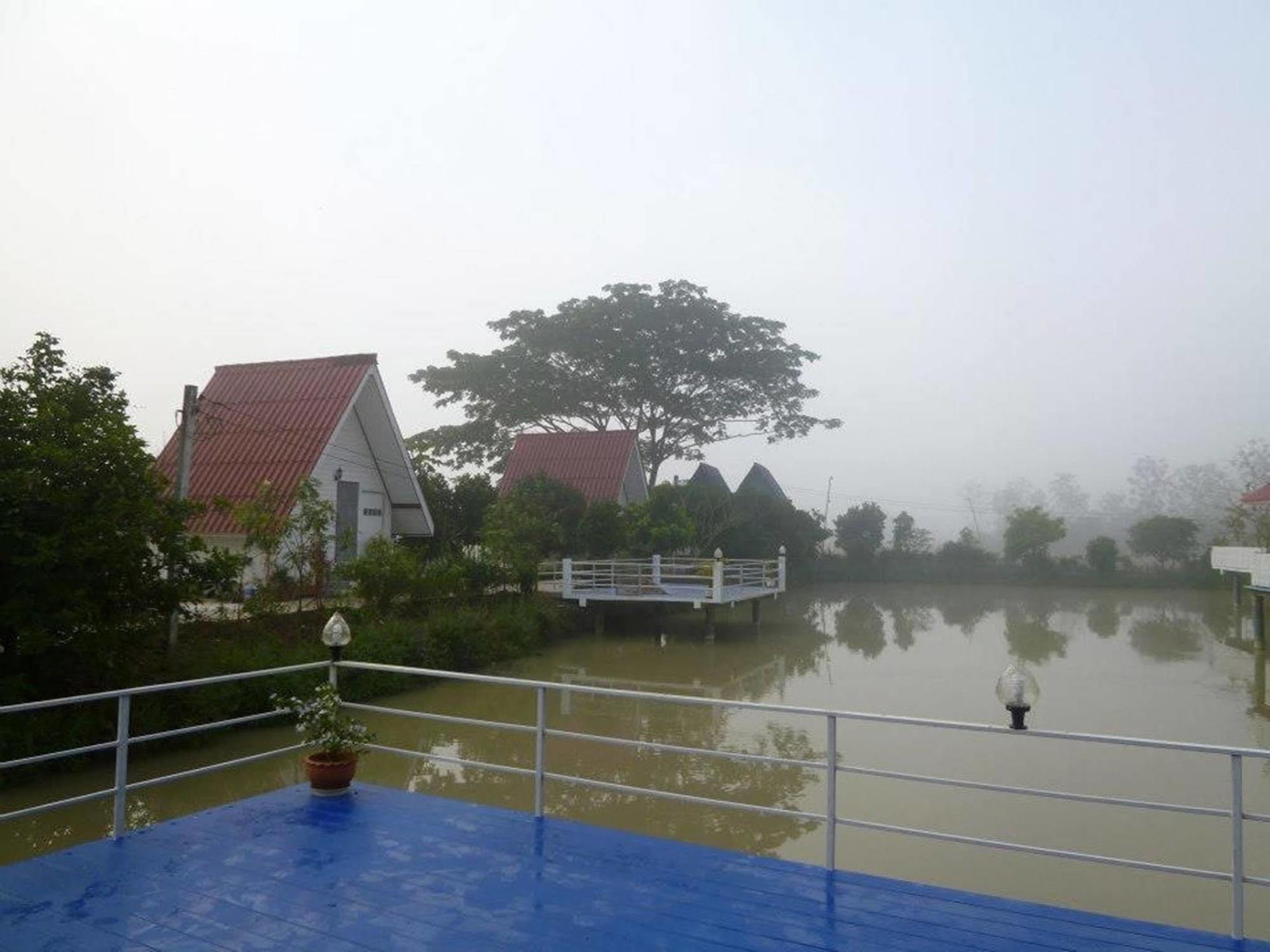 Huen Him Bung Hotel Chiang Rai Exterior foto